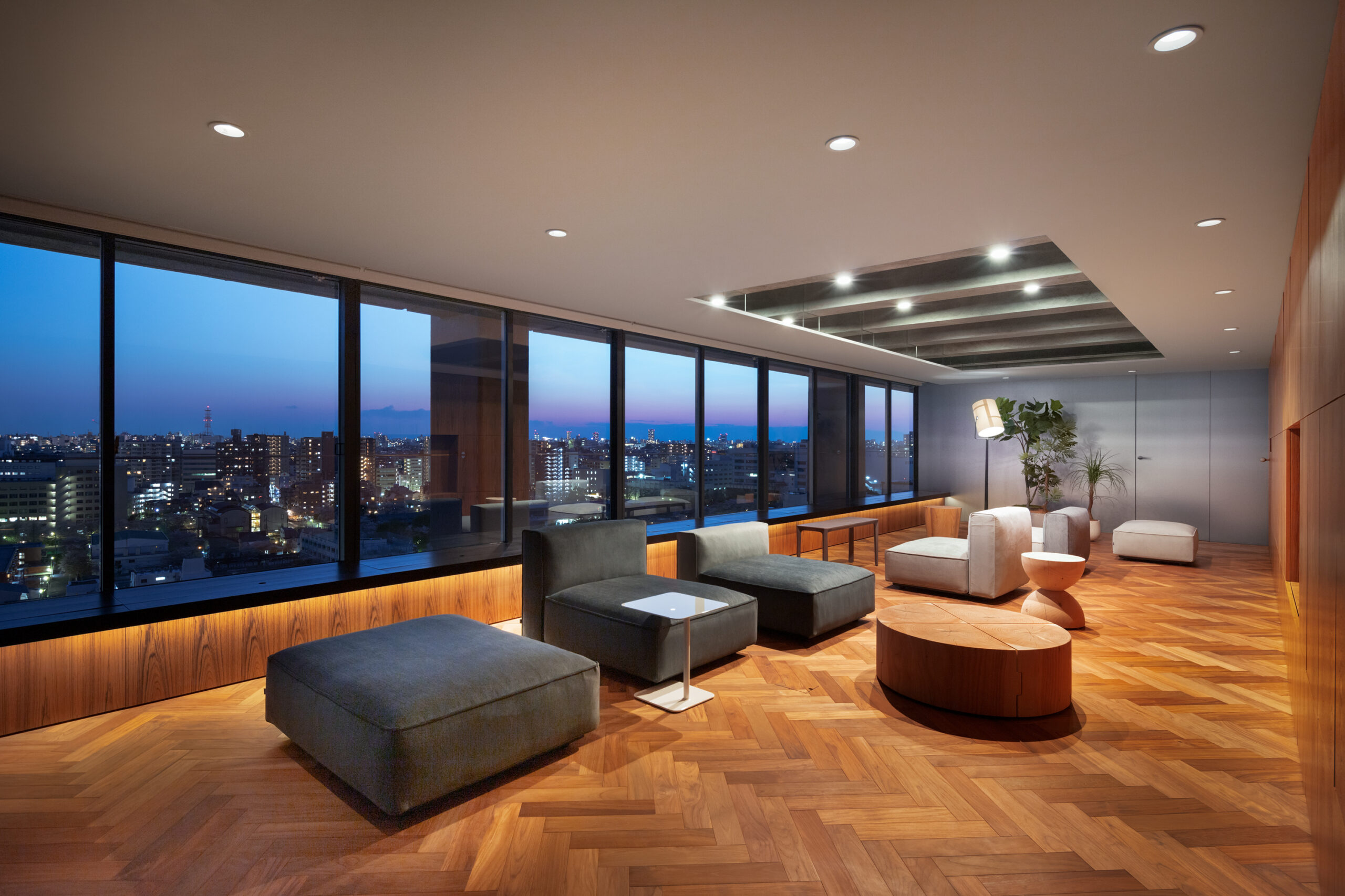 Sky Window House