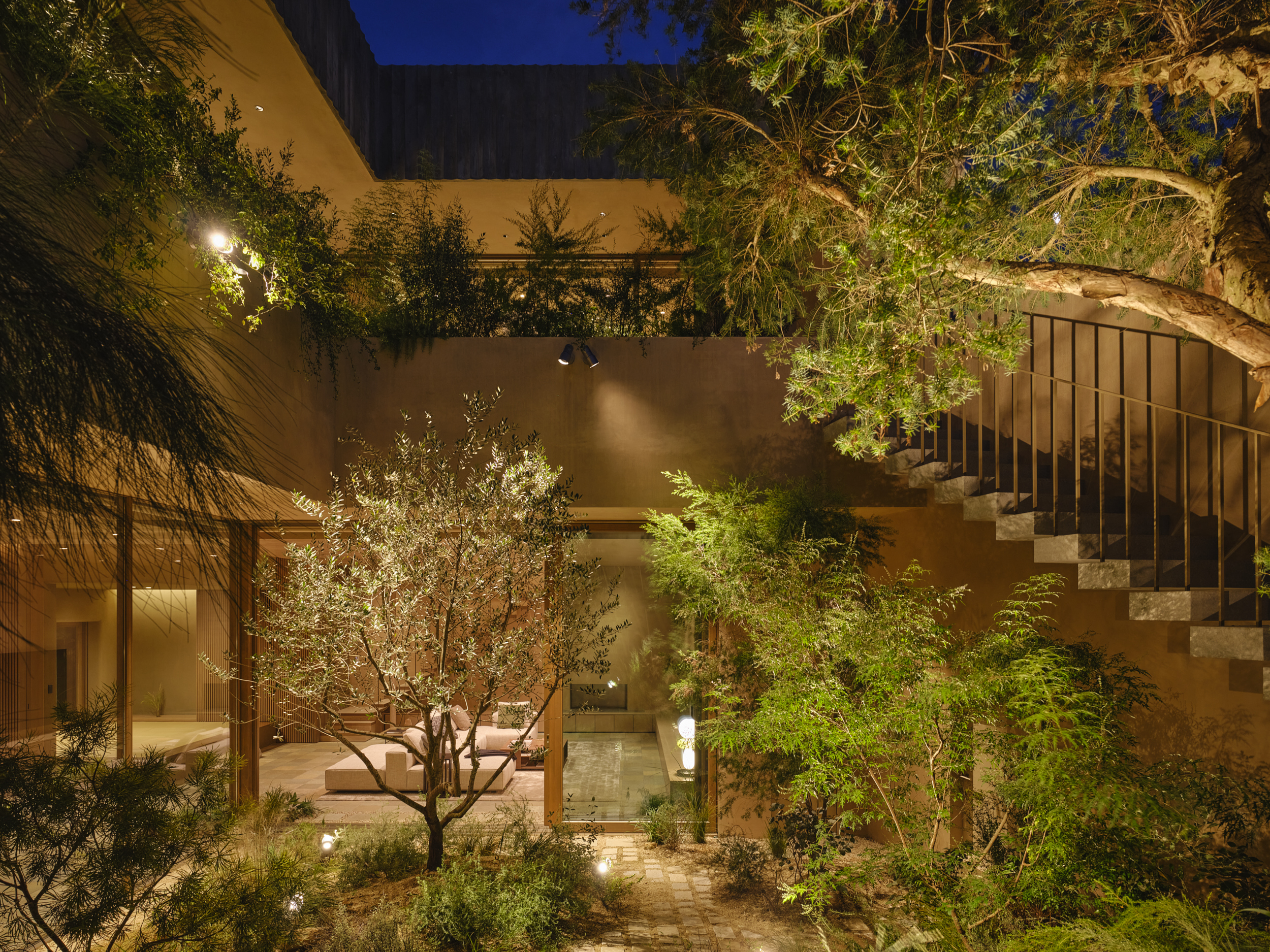 Strolling Gardens & House