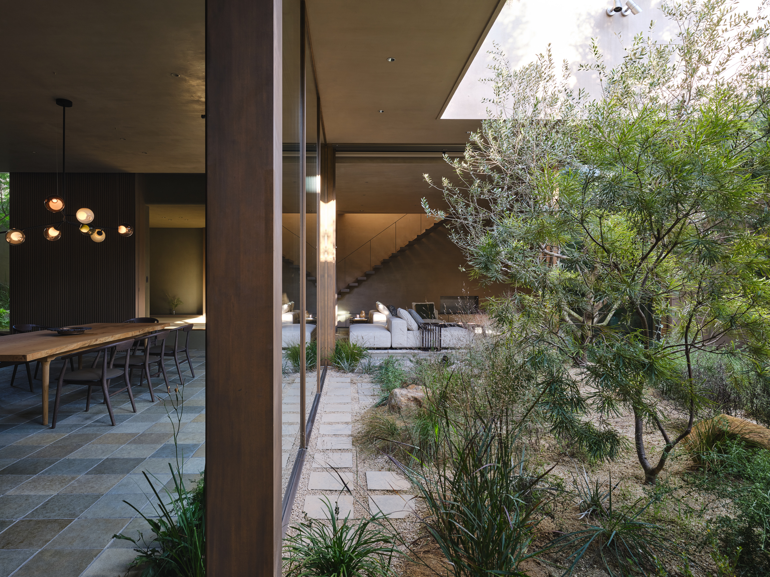 Strolling Gardens & House